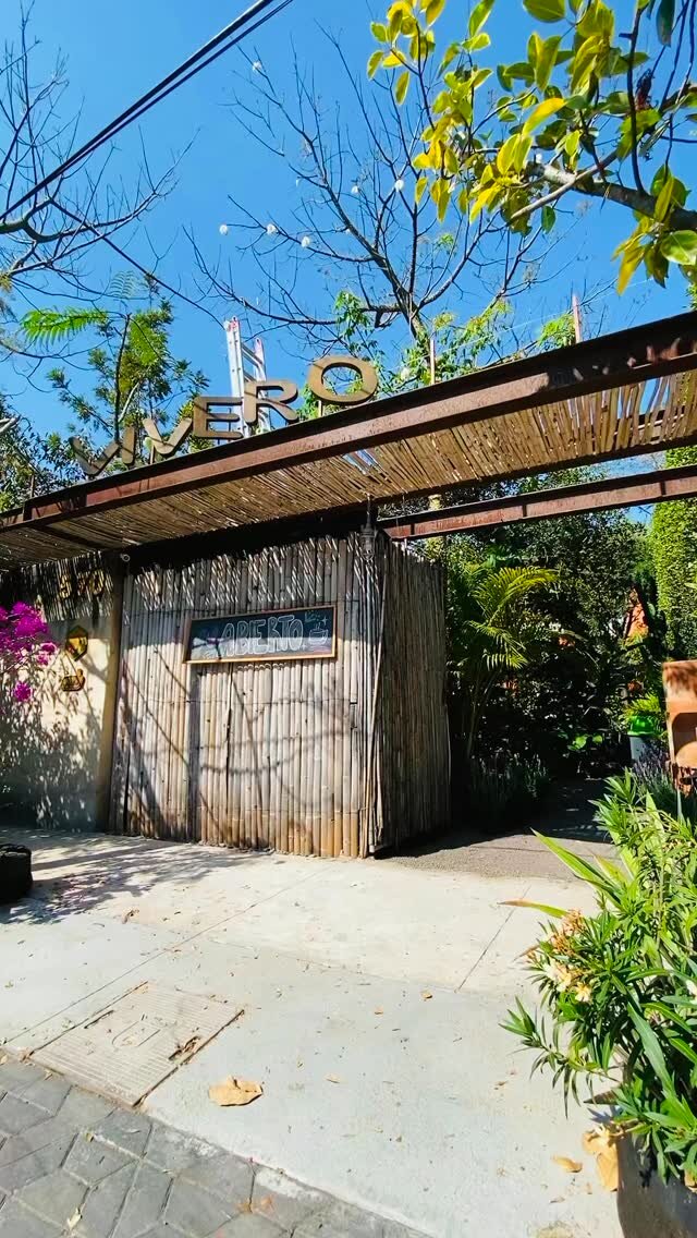 Instagram post from espacios.vivos. This post is in position 2.
