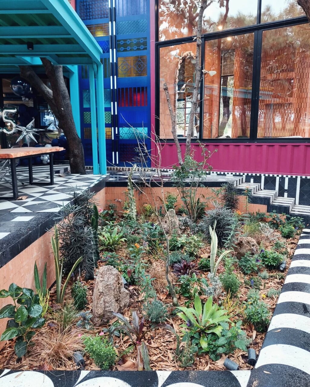 Instagram post from espacios.vivos. This post is in position 6.